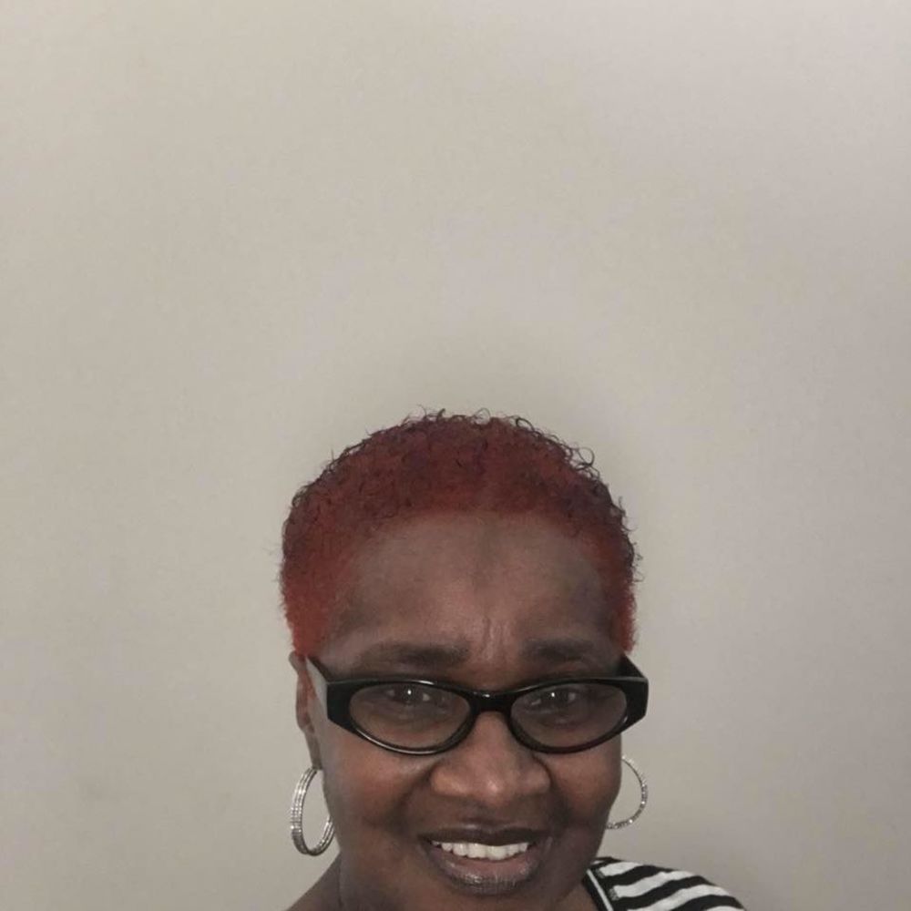 Meet your Posher, Latasha